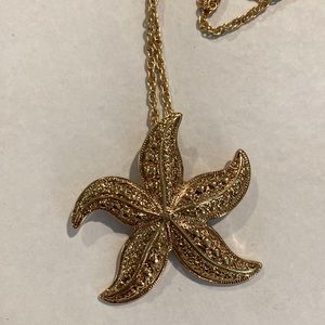 Vintage Gold Tone Starfish Necklace Pendant Avon